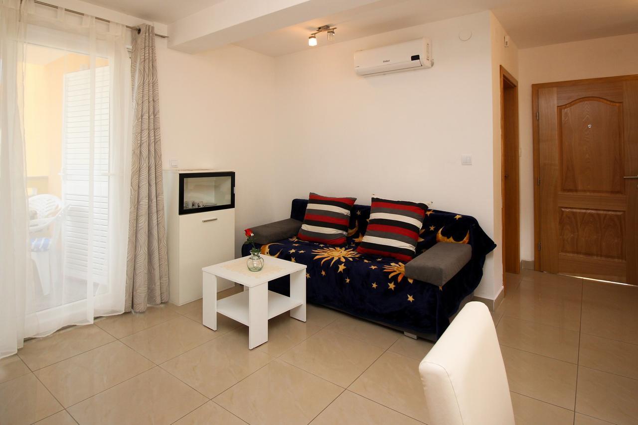 Apartments Koritnik Punat Exterior photo