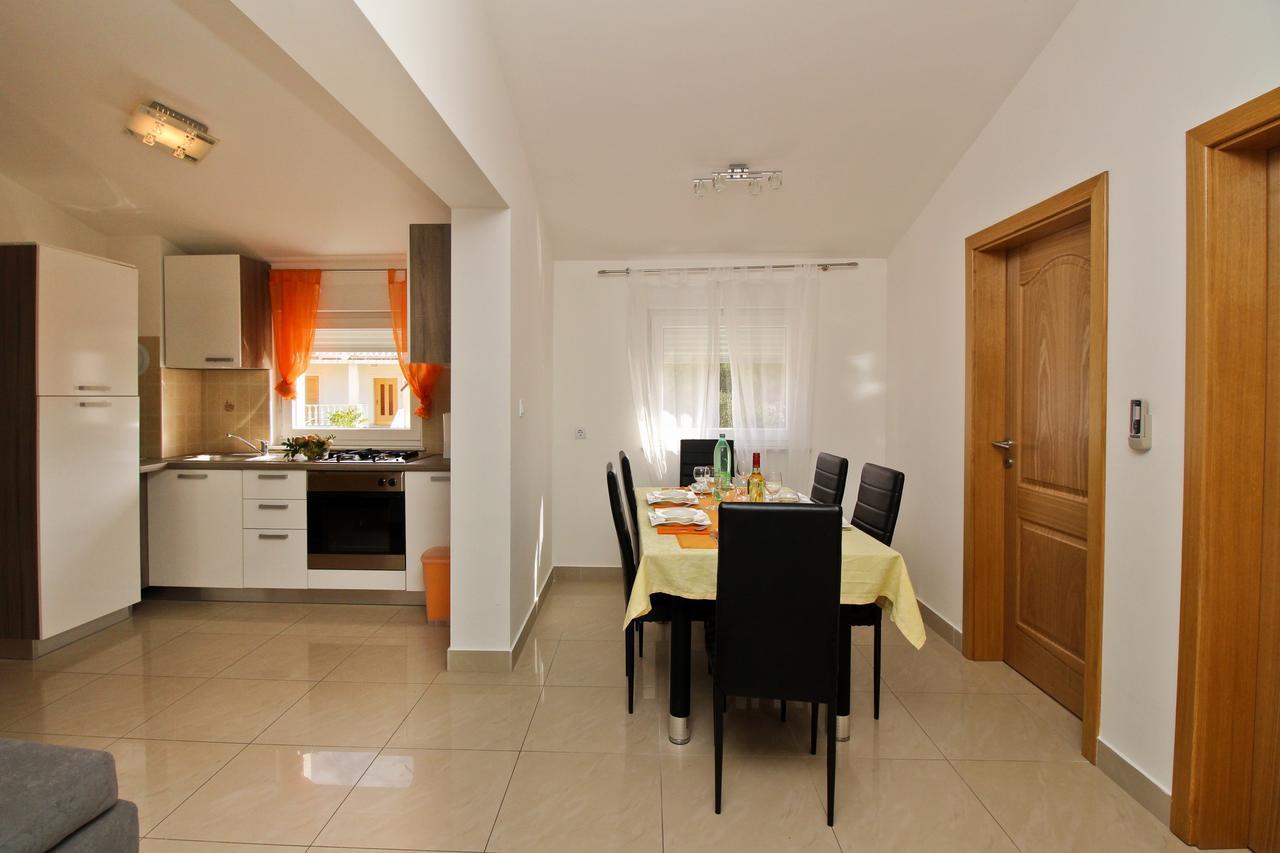 Apartments Koritnik Punat Exterior photo
